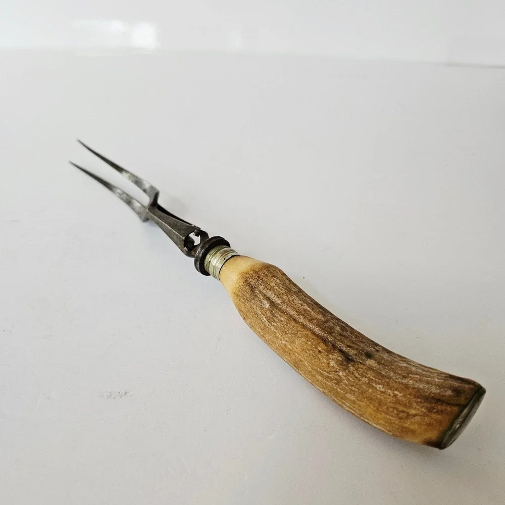 Vintage Joseph and Sons Stag Horn Handmade Antler Fork Carving -‎ M1122